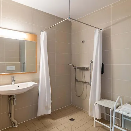 Lyon Eurexpo 3*