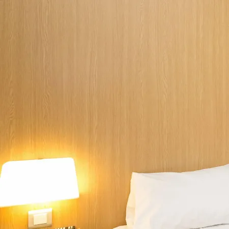 Lyon Eurexpo Szálloda 3*